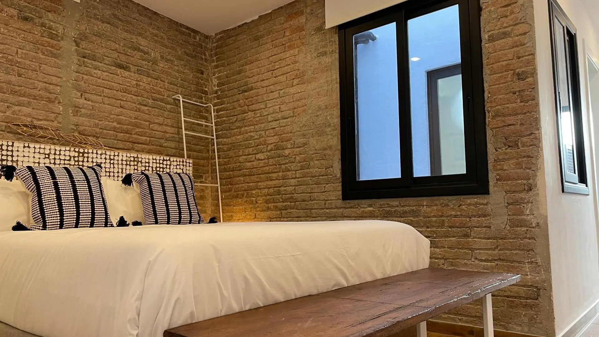 A 15 Min De Las Ramblas En Metro L'Hospitalet de Llobregat Apartment